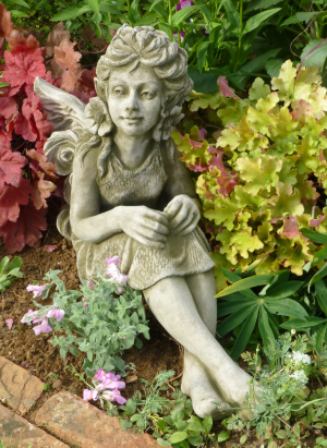 Fleur flower fairy sculpture for the garden
